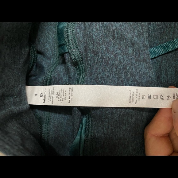 Lululemon Joggers - Picture 7 of 7